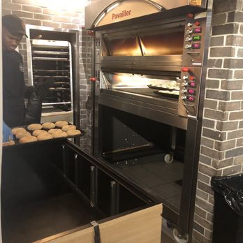 La Fabrique de Bagel - Making fresh bagels. - Sandwiches Near Me - Montreal, Quebec La Fabrique de Bagel - Making fresh bagels. - Sandwiches Near Me - Montreal, Quebec