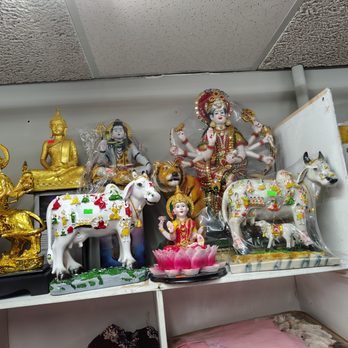 Everest Supermarket - Statues - Accessories Near Me - Louisville, Kentucky Everest Supermarket - Statues - Accessories Near Me - Louisville, Kentucky