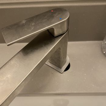 Highpark - Broke since day one(been broke for almost 3 months) they never received the part to fix it - Apartments Near Me - Cypress, Texas