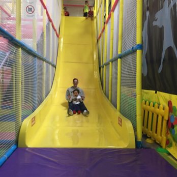 Playcious - 4 needs adult I'm tired from going up and down - Trampoline Parks Near Me - Vaughan, Ontario Playcious - 4 needs adult I'm tired from going up and down - Trampoline Parks Near Me - Vaughan, Ontario