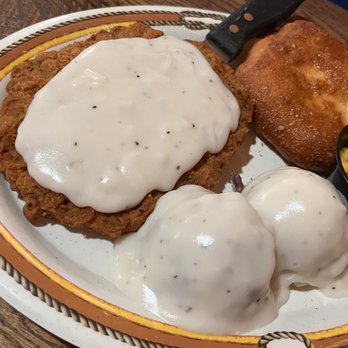 Susie's Branding Iron - Country Fried Steak with mashed potatoes & white gravy, fry bread, and corn - Burgers Near Me - Moab, Utah Susie's Branding Iron - Country Fried Steak with mashed potatoes & white gravy, fry bread, and corn - Burgers Near Me - Moab, Utah