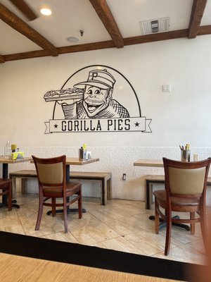 Gorilla Pies by null