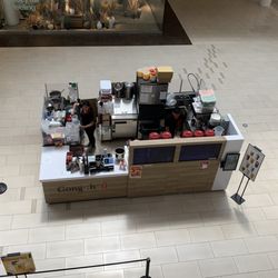 Gong cha - View of the store from the second floor