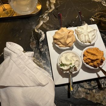 EVELYN - Butter flight w/ the bread - Lounges Near Me - Dallas, Texas EVELYN - Butter flight w/ the bread - Lounges Near Me - Dallas, Texas