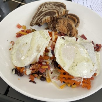 North High Brewing - North High Hash with sweet potatoes and rye toast - Brewpubs Near Me - Dublin, Ohio North High Brewing - North High Hash with sweet potatoes and rye toast - Brewpubs Near Me - Dublin, Ohio