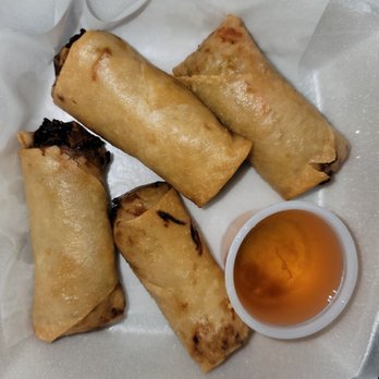 Thai Na Khon - Spring Rolls. Nice light, fresh, and crispy. - Thai Near Me - Newton, New Jersey Thai Na Khon - Spring Rolls. Nice light, fresh, and crispy. - Thai Near Me - Newton, New Jersey