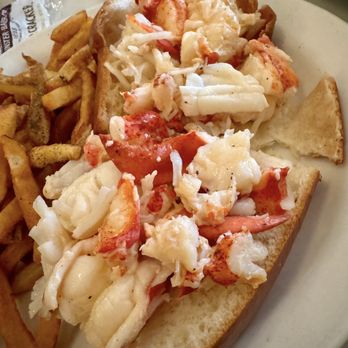 Neptune Oyster - Warm Lobster roll with butter - Seafood Near Me - Boston, Massachusetts