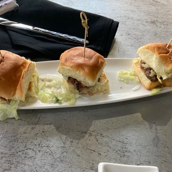 Kona Grill - Baltimore - Kona Sliders(it's 4 of us so it sucked that the appetizer only comes with 3) - New American Near Me - Baltimore, Maryland Kona Grill - Baltimore - Kona Sliders(it's 4 of us so it sucked that the appetizer only comes with 3) - New American Near Me - Baltimore, Maryland