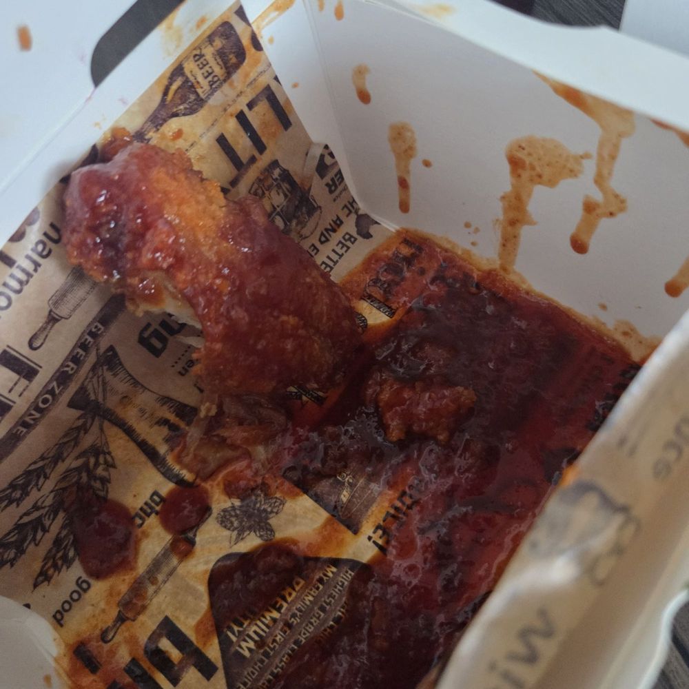 Last spicy sweet wing Last spicy sweet wing