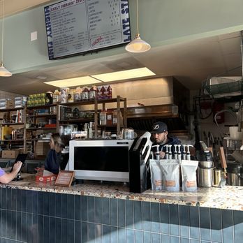 Late Start - Ordering area and menu - Breweries Near Me - Tampa, Florida