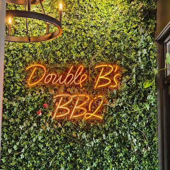 Double B's BBQ - Barbeque Near Me - West Allis, Wisconsin