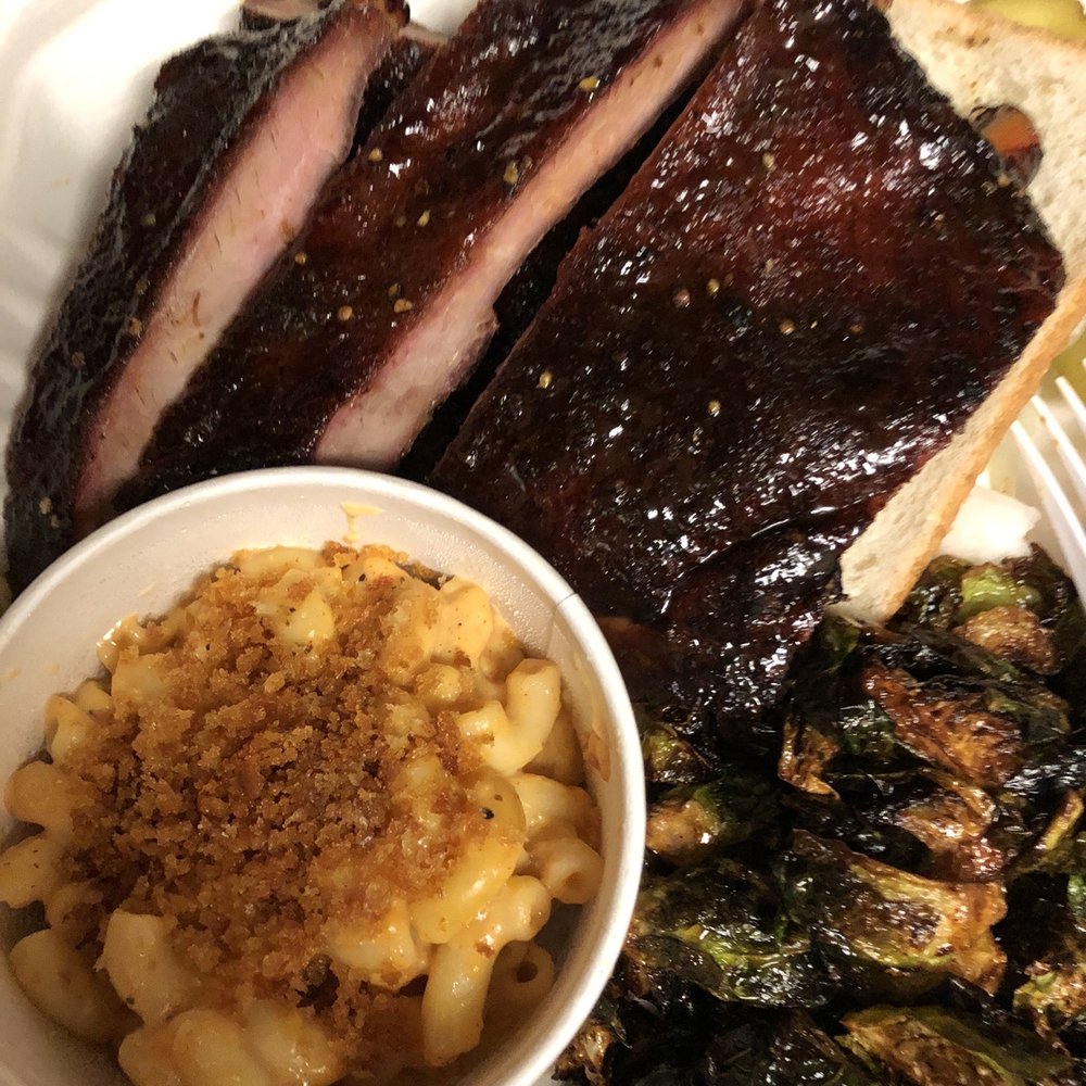Oak & Ale  - Rib plate with roasted Mac and cheese - Wine Bars Near Me - New Orleans, Louisiana