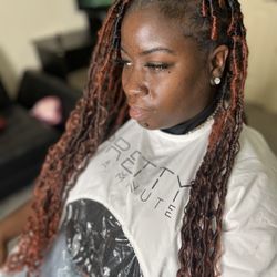 Luxxe Looks By Latoya - Soft Locs