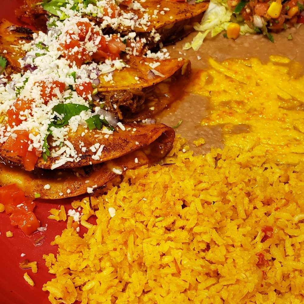 El Columpio - 3 Barbacoa Taco plate for $13 - Mexican Near Me - Mitchell, South Dakota El Columpio - 3 Barbacoa Taco plate for $13 - Mexican Near Me - Mitchell, South Dakota
