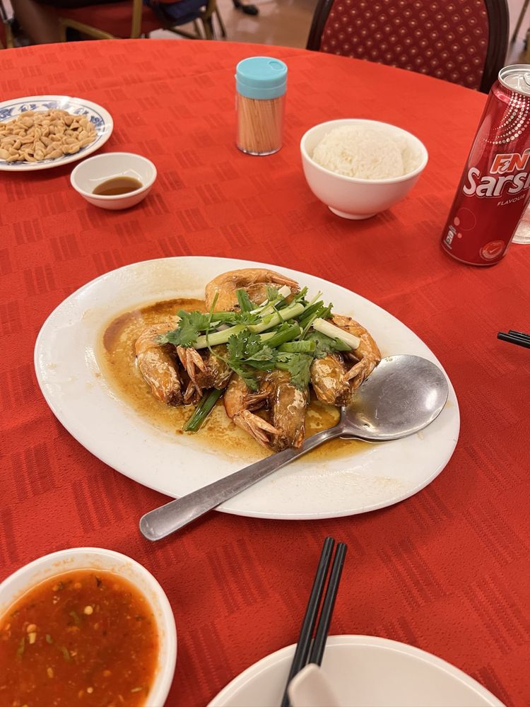 Pusing Public Seafood Restaurant