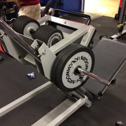 Bannatynes Health and Fitness Priory - This is their leg press. As I say: lift heavy or go home. You may as well go home.