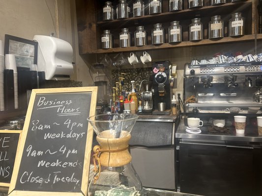 Paradocs Coffee & Tea by null