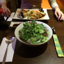 Mama und Papa Tai - Pho Bo Cay & Sushi S5