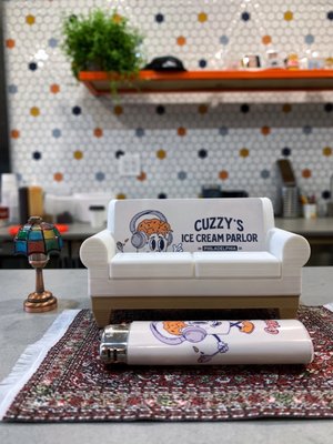 Cuzzy’s Ice Cream Parlor by null