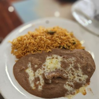 El Jalapeno Charro - Beans & rice - Mexican Near Me - New Windsor, New York El Jalapeno Charro - Beans & rice - Mexican Near Me - New Windsor, New York
