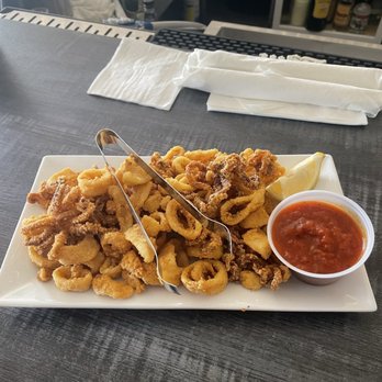 The Lobster Shack - Fried calamari - Seafood Near Me - East Haven, Connecticut The Lobster Shack - Fried calamari - Seafood Near Me - East Haven, Connecticut