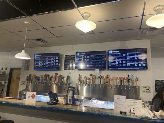 Beer Tooth Taproom by null
