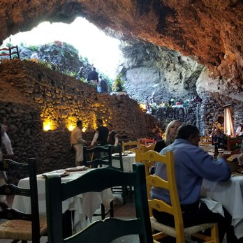 La Gruta - "Inside" seating - Mexican Near Me - Atlatongo, MEX La Gruta - "Inside" seating - Mexican Near Me - Atlatongo, MEX