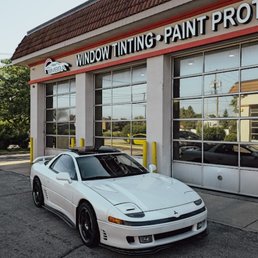 Exterior photo of Umbra Window Tinting - Glendale Heights, Illinois Exterior photo of Umbra Window Tinting - Glendale Heights, Illinois