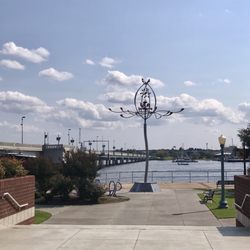 New Bern River Front Convention Center - Waterfront kinetic sculpture