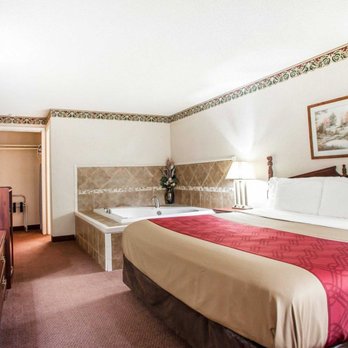 Econo Lodge - Hotels Near Me - Stroudsburg, Pennsylvania Econo Lodge - Hotels Near Me - Stroudsburg, Pennsylvania