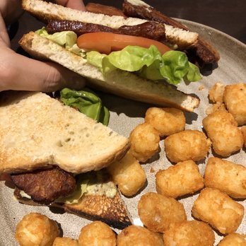 Santé Restaurant - BLT with uber thick cut bacon - delicious - French Near Me - Sonoma, California Santé Restaurant - BLT with uber thick cut bacon - delicious - French Near Me - Sonoma, California