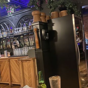 Brady’s - Interior - Bars Near Me - Leominster, Massachusetts