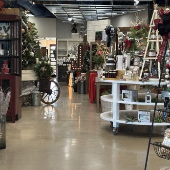 Ivy & Sage - Inside - Accessories Near Me - Scottsdale, Arizona