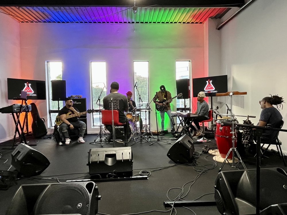 MUSIC LAB STUDIO Updated September 2024 12 Photos 1508 Stillwell