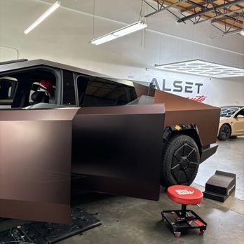 Alset Auto - 2024 Tesla Cybertruck - Vehicle Wraps Near Me - Vista, California Alset Auto - 2024 Tesla Cybertruck - Vehicle Wraps Near Me - Vista, California