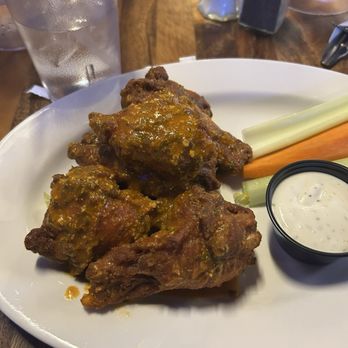 Brickyard Craft Kitchen & Bar - Garlic parm wings (happy hour) - Sports Bars Near Me - New York, New York Brickyard Craft Kitchen & Bar - Garlic parm wings (happy hour) - Sports Bars Near Me - New York, New York