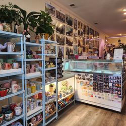 Red Dog Coffee - Mugs for sale, ice cream, and plants