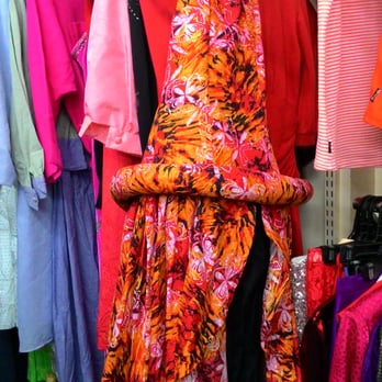 Lifeline Vintage Revival - Shopping Near Me - Annerley, QLD Lifeline Vintage Revival - Shopping Near Me - Annerley, QLD