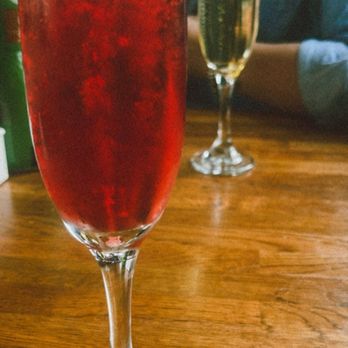 Madres Brunch - Mimosas - Breakfast & Brunch Near Me - Bellflower, California Madres Brunch - Mimosas - Breakfast & Brunch Near Me - Bellflower, California