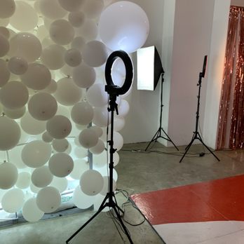 The Selfie Room - Balloon tunnel - Venues & Event Spaces Near Me - St. Louis, Missouri