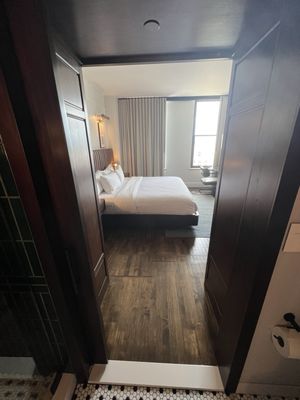 Surety Hotel, Autograph Collection by null