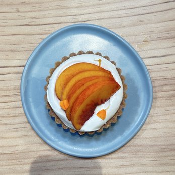 Pinecone Bakeshop Plus Cafe - Peach earl grey tart - Coffee & Tea Near Me - Alhambra, California