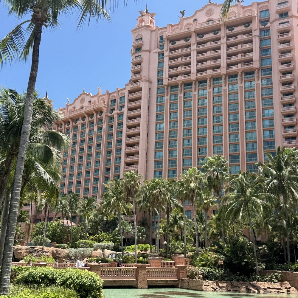 Atlantis Paradise Island Bahamas - Casinos Near Me - Des Plaines, Illinois