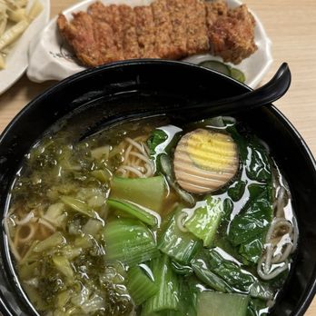 Kingchops - Porkchop noodle - Taiwanese Near Me - Industry, California