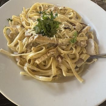 Fat Olives - Fettuccine Alfredo - Pizza Near Me - Flagstaff, Arizona Fat Olives - Fettuccine Alfredo - Pizza Near Me - Flagstaff, Arizona