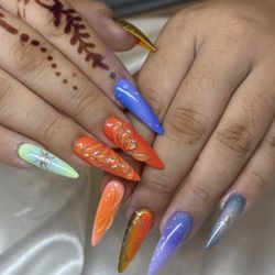 Polish Avenue Mani Pedi