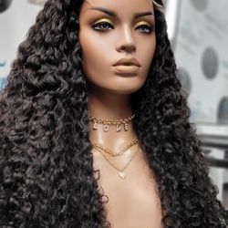 Crownz and Tresses Beauty Lab 