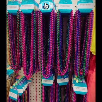 Dollar Tree - Party Supplies for the Wedding - Discount Store Near Me - North Miami, Florida