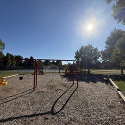 Flower Hill Park
