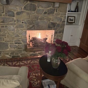 Hillbrook Inn - Roses waiting for us upon our arrival with the fireplace on and music playing on the TV. - Bed & Breakfast Near Me - Charles Town, West Virginia